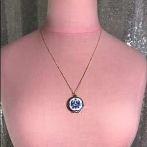 MICHAELA FREY | Vintage Silver Locket with Birds